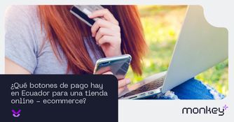 Compras online con apoyo de agencia de marketing digital Mujer realizando compras digitales con tarjeta y celular