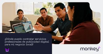 Agencias de publicidad digital en Ecuador Equipo de marketing digital trabajando en estrategias para negocios locales en Ecuador